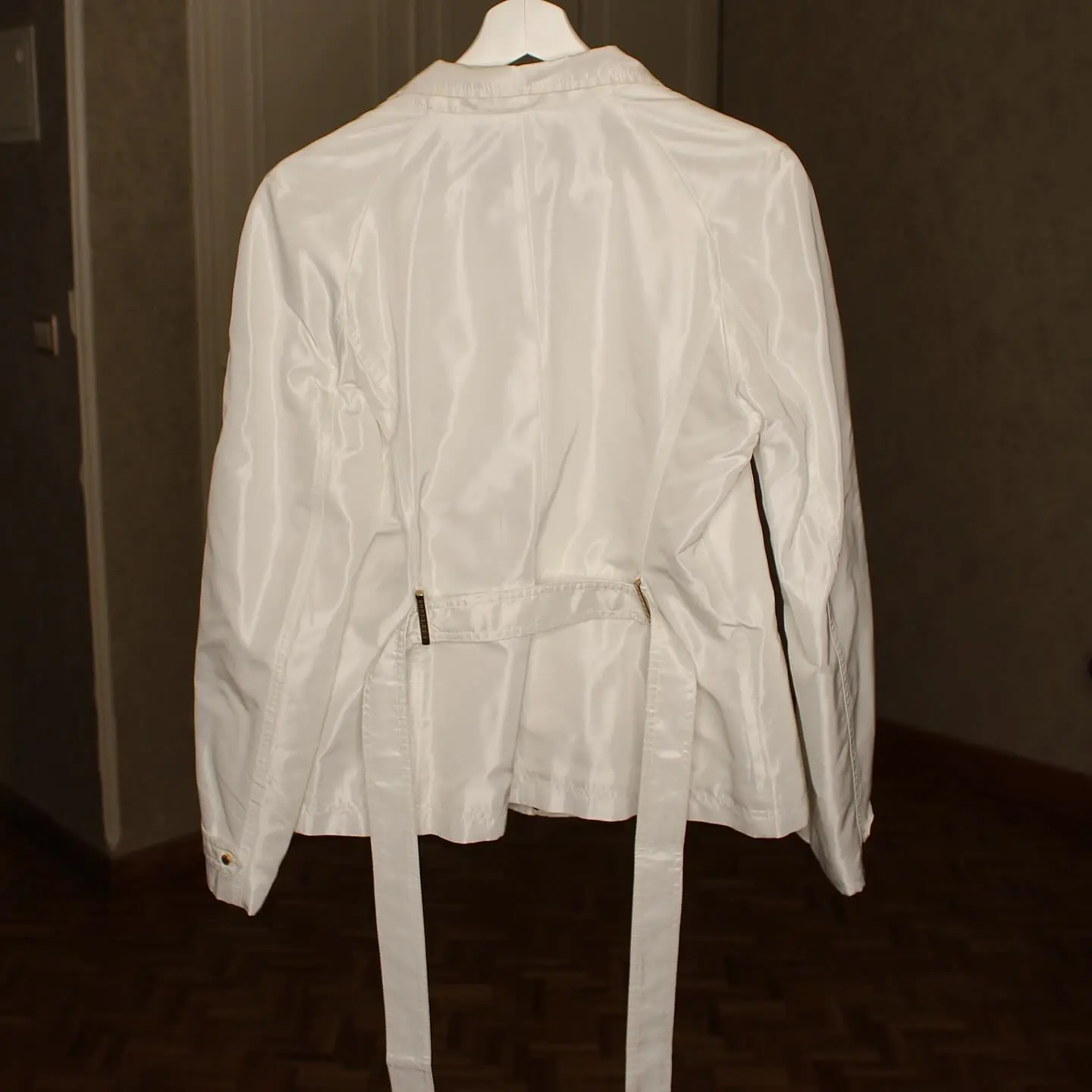 White Burberry women’s zippered down jacket, belted waist, view 3 of 11