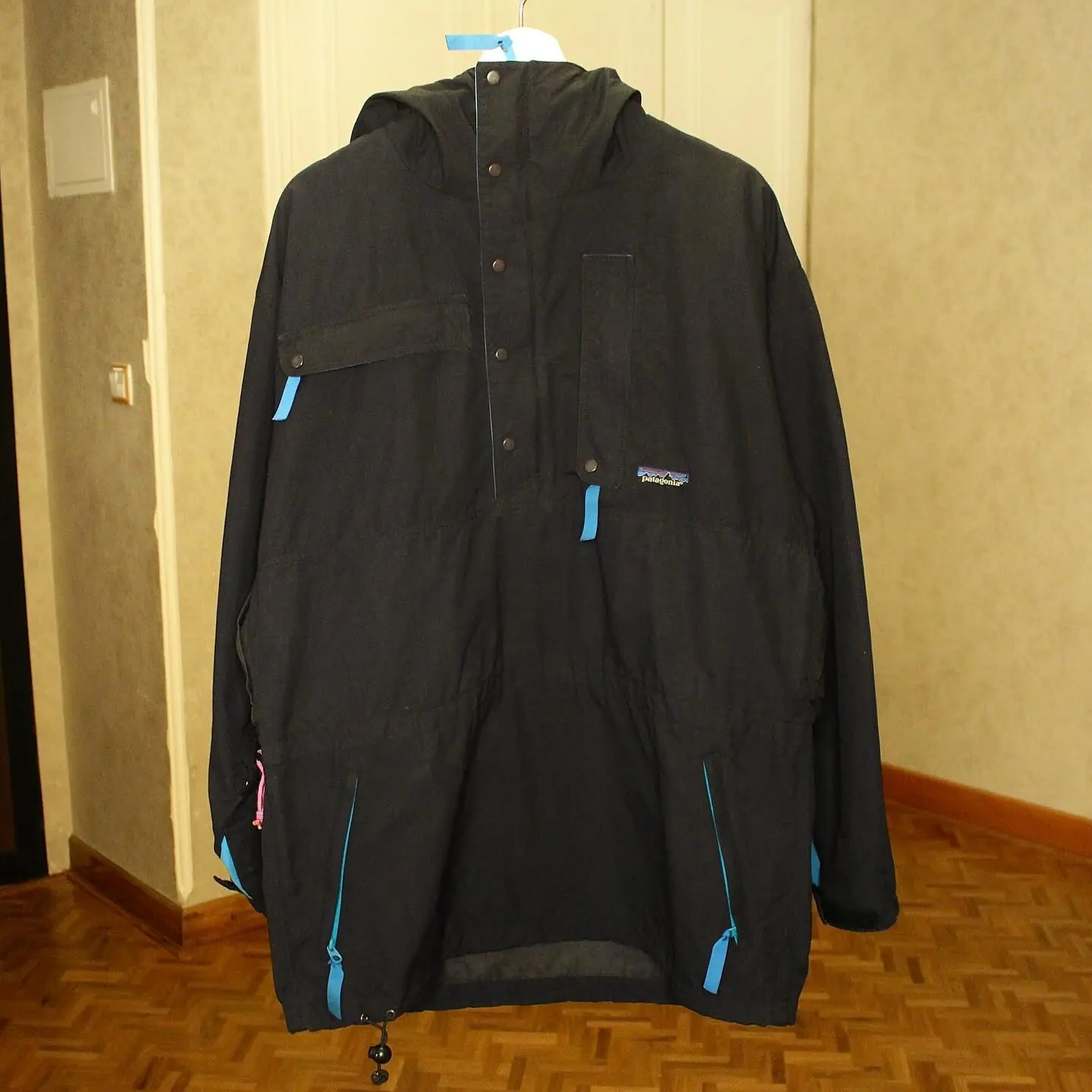 Vintage Y2K Patagonia Hooded Lightweight Half Zip Pullover Rain Jacket in Black and Teal, view 2 of 4