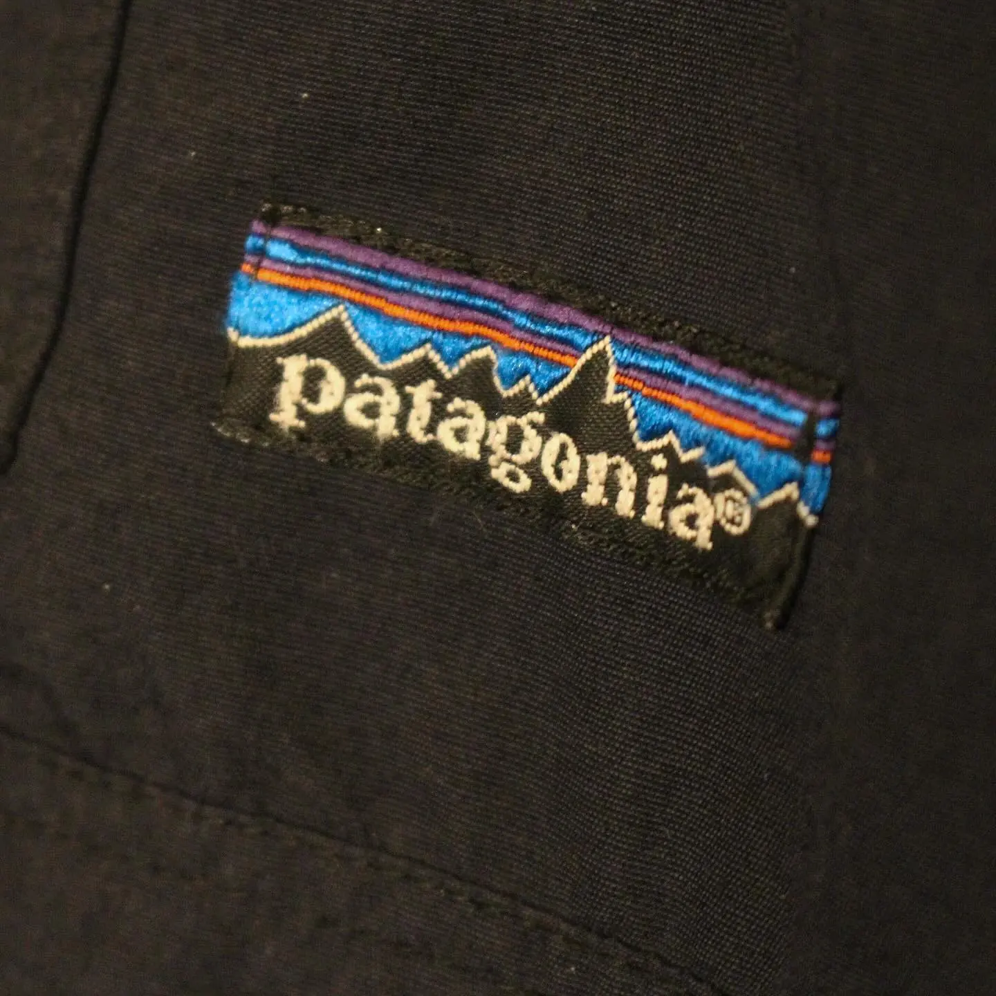 Vintage Y2K Patagonia Hooded Lightweight Half Zip Pullover Rain Jacket in Black and Teal, view 3 of 3