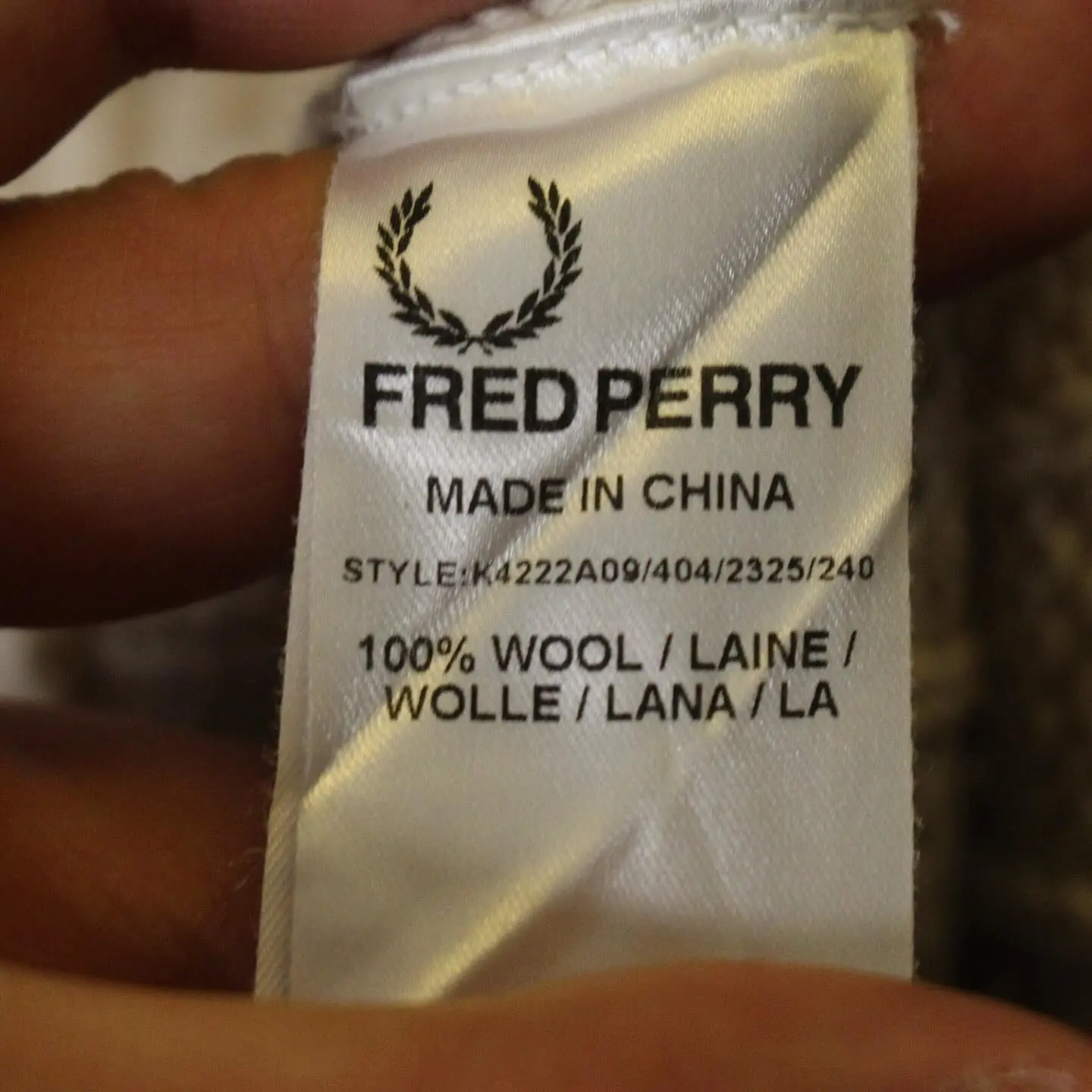 Fred Perry V Neck Cable Knit In Off White, view 4 of 4