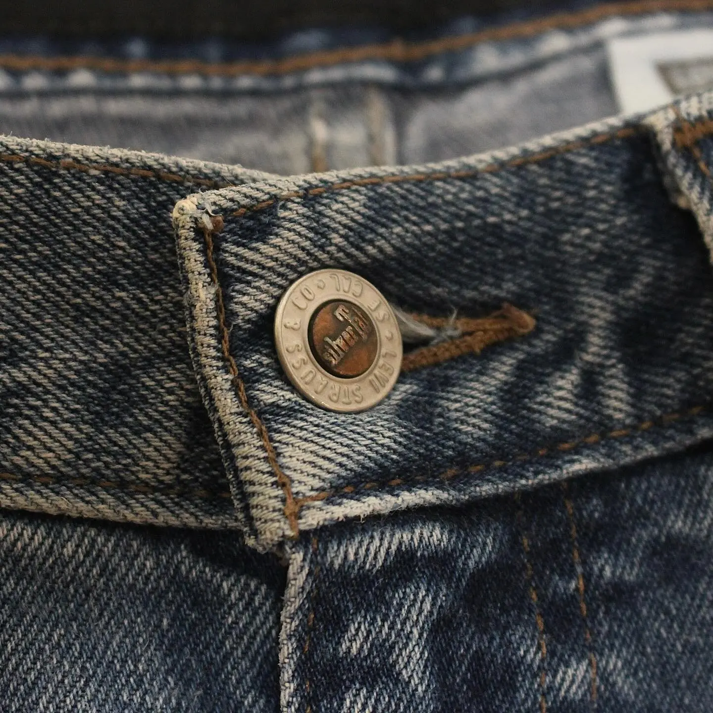Levis SilverTab Straight Relaxed Jeans, view 3 of 7