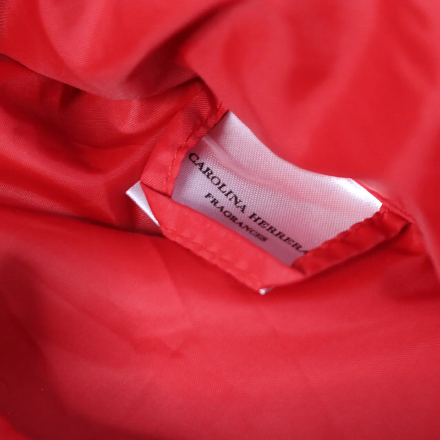Carolina Herrera Raincoat - Windbreaker with foldable head cover (sample), view 3 of 4