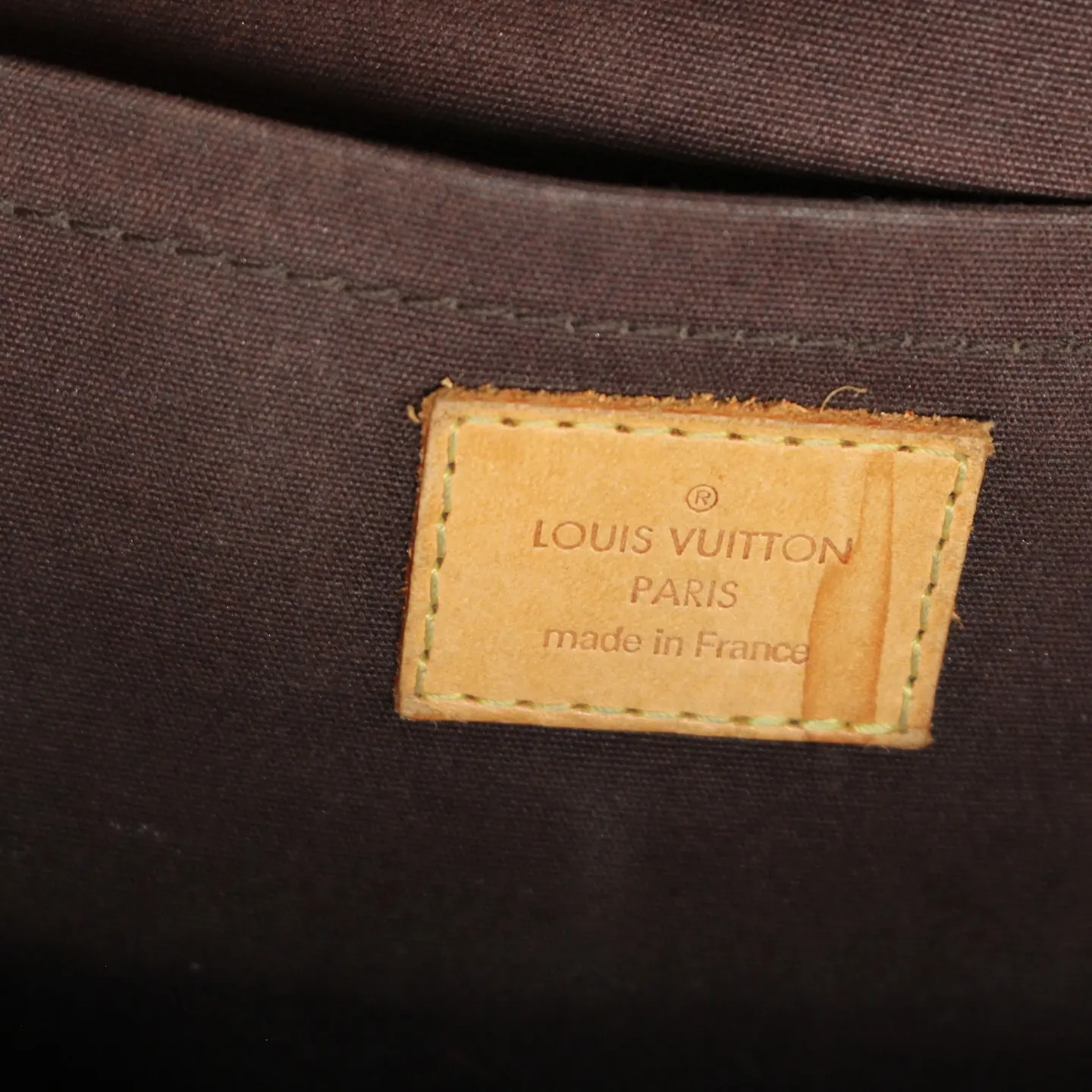 Louis Vuitton Monogram Vernis Rosewood Avenue Handbag in Burgundy, view 3 of 5